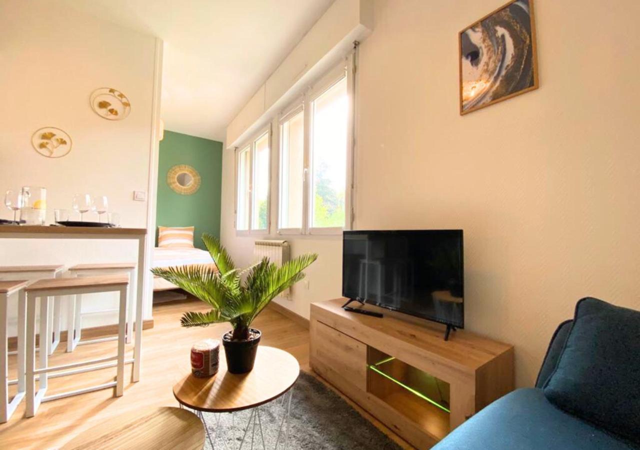 Au 45' - Poitiers - Futuroscope - La Conciergerie Apartment Екстериор снимка