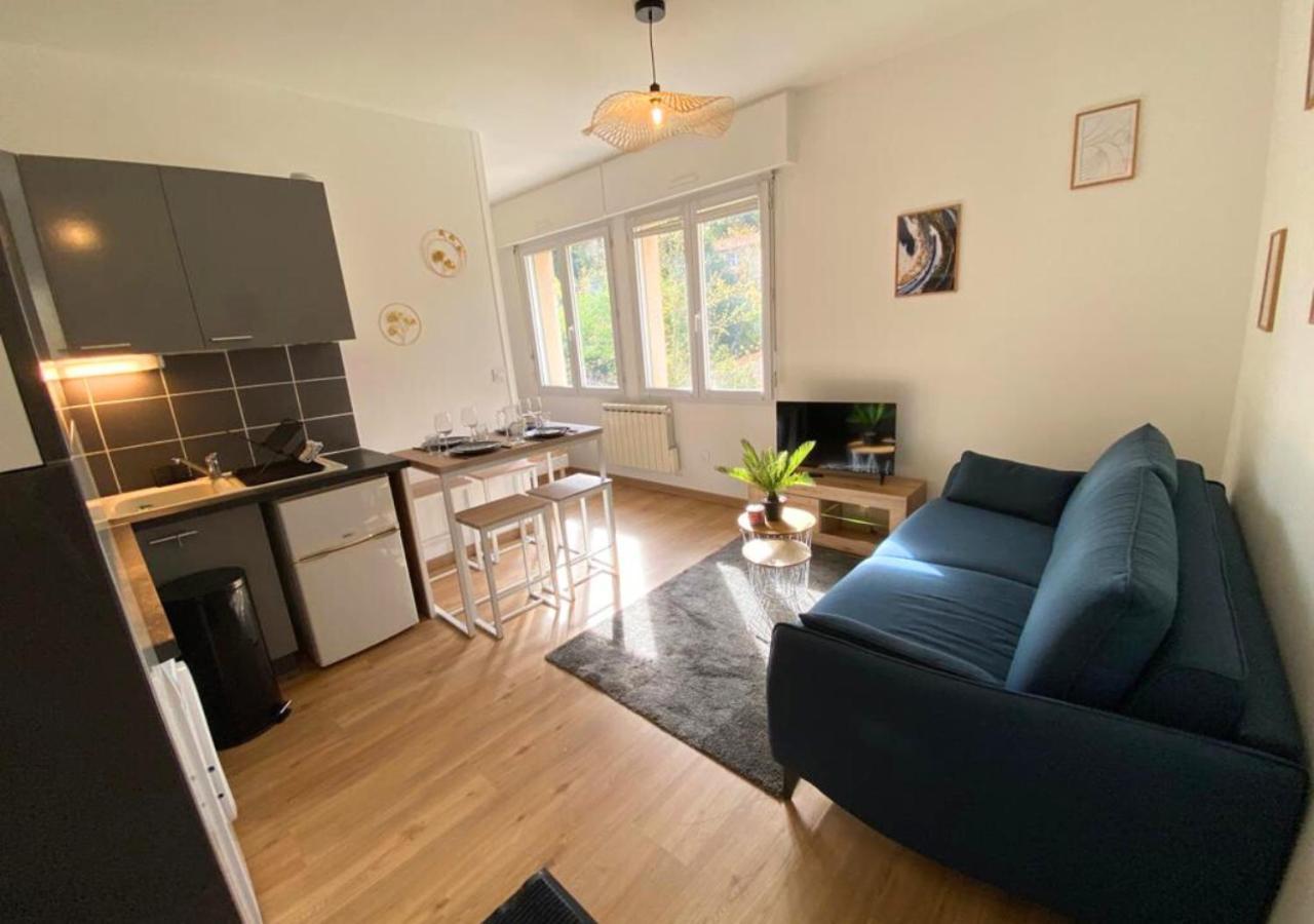 Au 45' - Poitiers - Futuroscope - La Conciergerie Apartment Екстериор снимка