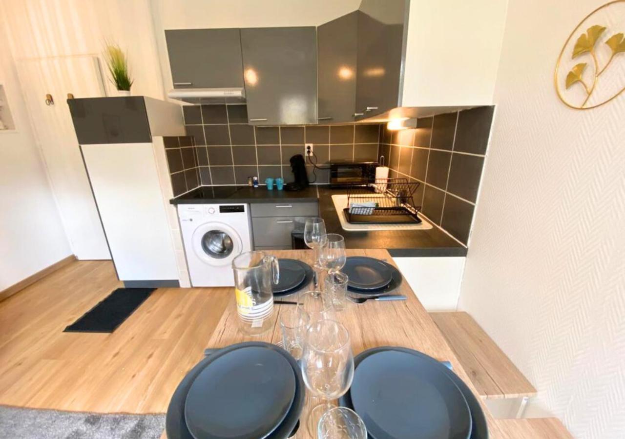 Au 45' - Poitiers - Futuroscope - La Conciergerie Apartment Екстериор снимка