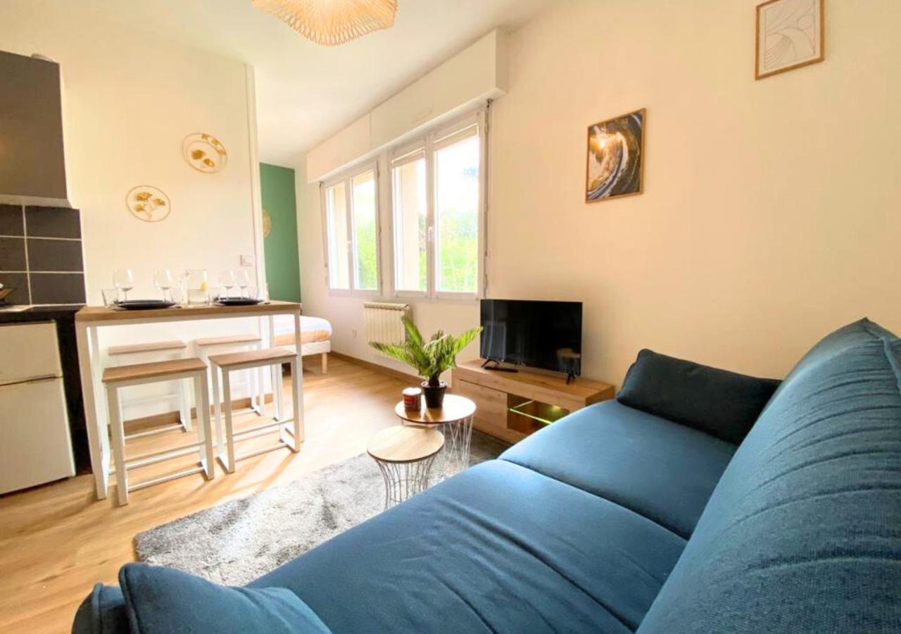 Au 45' - Poitiers - Futuroscope - La Conciergerie Apartment Екстериор снимка